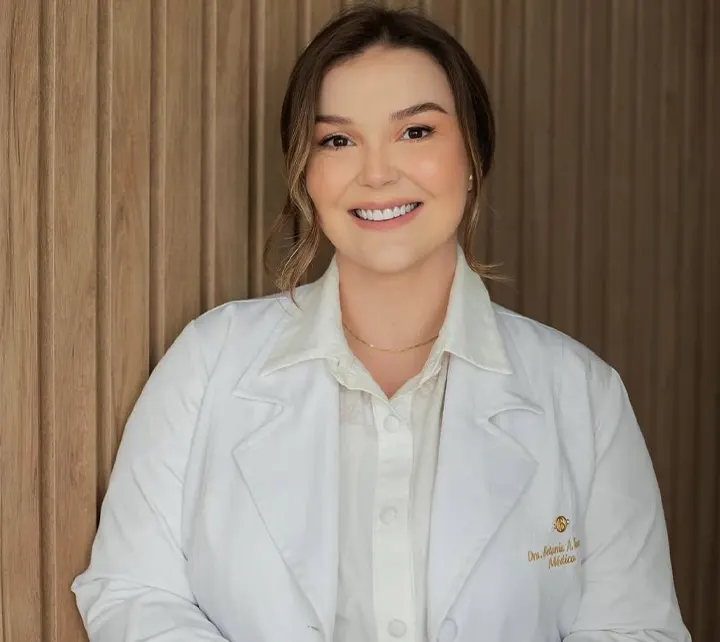 Médica especialista em estética
